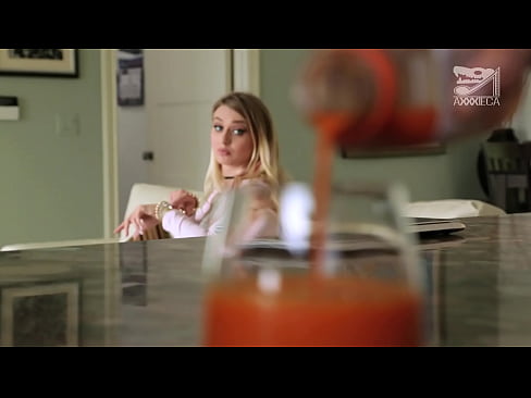 ❤️ Heitt stelpa með stóra brjóst og þétta kisa fær hani frá tapara, en mjög erfitt ️❌ Harð klám á klám is.pornpk.ru